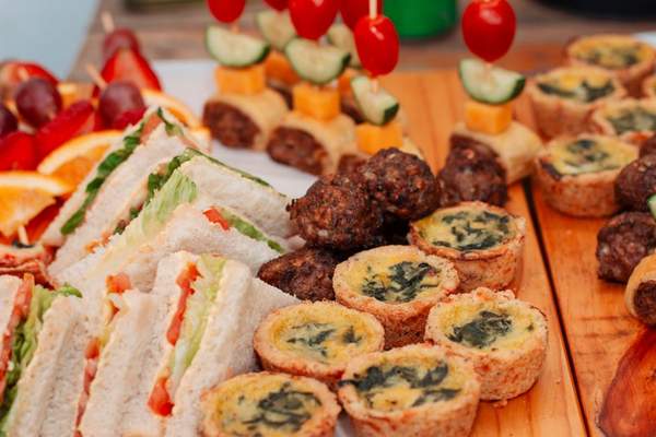 light appetizer platter