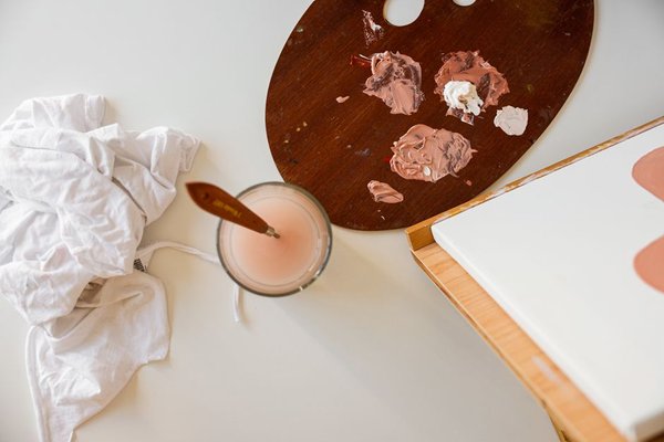 mixing brown paint